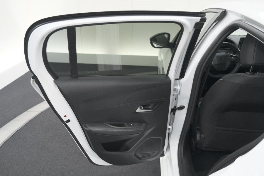 Peugeot e-208 EV Allure 50 kWh | 11 KW Laadfunctie | Apple Carplay | Parkeersensoren