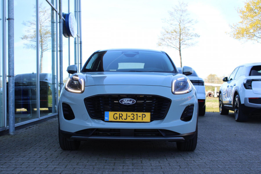 Ford Puma 1.0 EcoBoost Hybrid Titanium NL Auto | 1e Eigenaar | Trekhaak | Stoel + Stuurverwarming | Lichtmetalen Velgen | Elektrische Kofferbak |