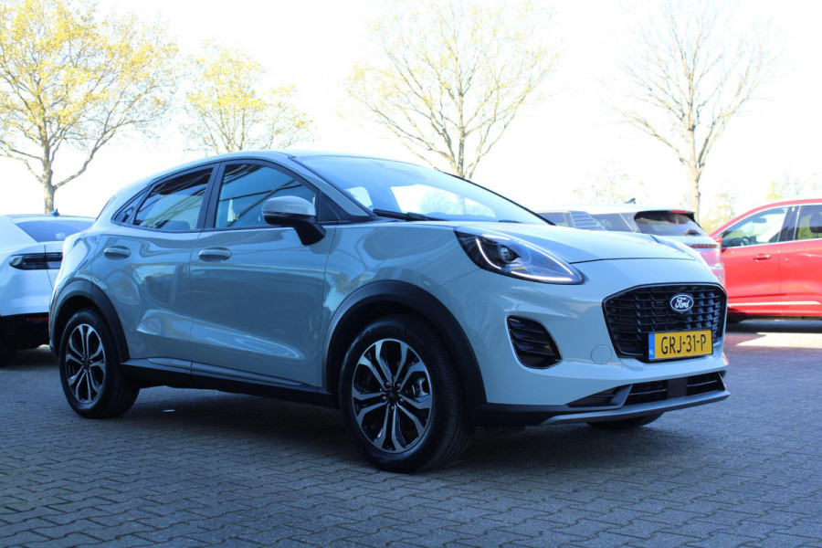 Ford Puma 1.0 EcoBoost Hybrid Titanium NL Auto | 1e Eigenaar | Trekhaak | Stoel + Stuurverwarming | Lichtmetalen Velgen | Elektrische Kofferbak |