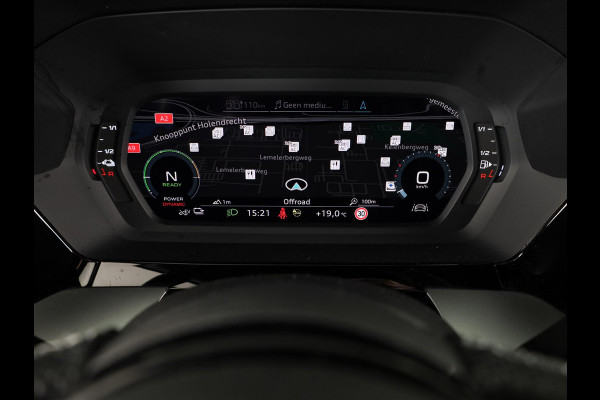 Audi A3 Sportback 45 TFSI e S edition Competition 245pk | SOH 93% | Ambient Lighting | Afgevlakt stuur | Audi soundsystem | Parkeerhulp V+A