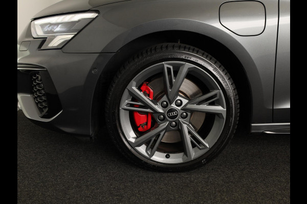 Audi A3 Sportback 45 TFSI e S edition Competition 245pk | SOH 93% | Ambient Lighting | Afgevlakt stuur | Audi soundsystem | Parkeerhulp V+A
