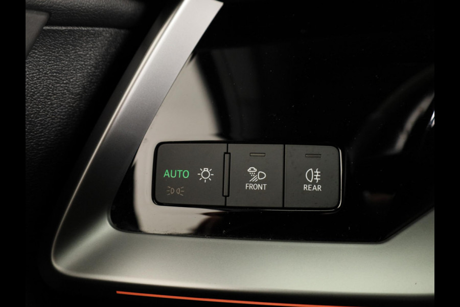 Audi A3 Sportback 45 TFSI e S edition Competition 245pk | SOH 93% | Ambient Lighting | Afgevlakt stuur | Audi soundsystem | Parkeerhulp V+A