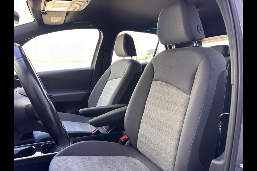 Volkswagen ID.3 First 58 kWh | SOH: 94,4% | Adaptive CC | Navi | Climate | Stoel & stuurverwarming |