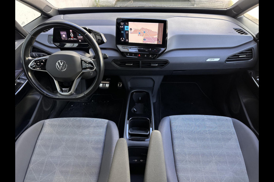 Volkswagen ID.3 First 58 kWh | SOH: 94,4% | Adaptive CC | Navi | Climate | Stoel & stuurverwarming |