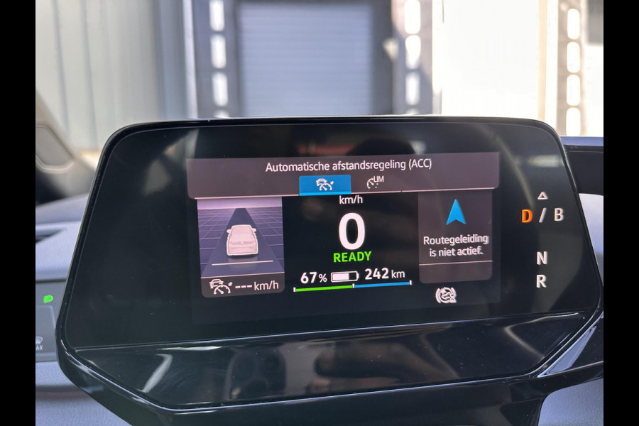Volkswagen ID.3 First 58 kWh | SOH: 94,4% | Adaptive CC | Navi | Climate | Stoel & stuurverwarming |