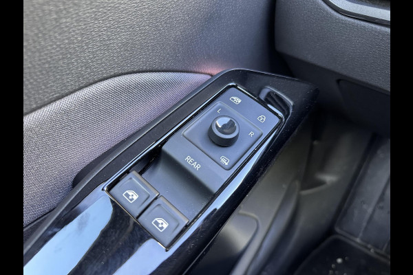 Volkswagen ID.3 First 58 kWh | SOH: 94,4% | Adaptive CC | Navi | Climate | Stoel & stuurverwarming |