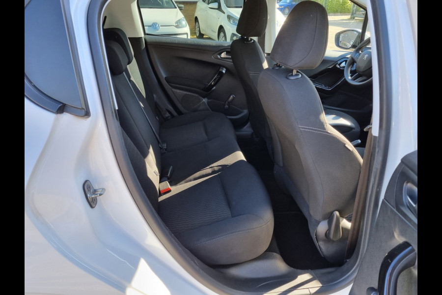 Peugeot 208 1.2 PureTech Active ✅CARPLAY ✅RIJKLAAR! ✅GARANTIE