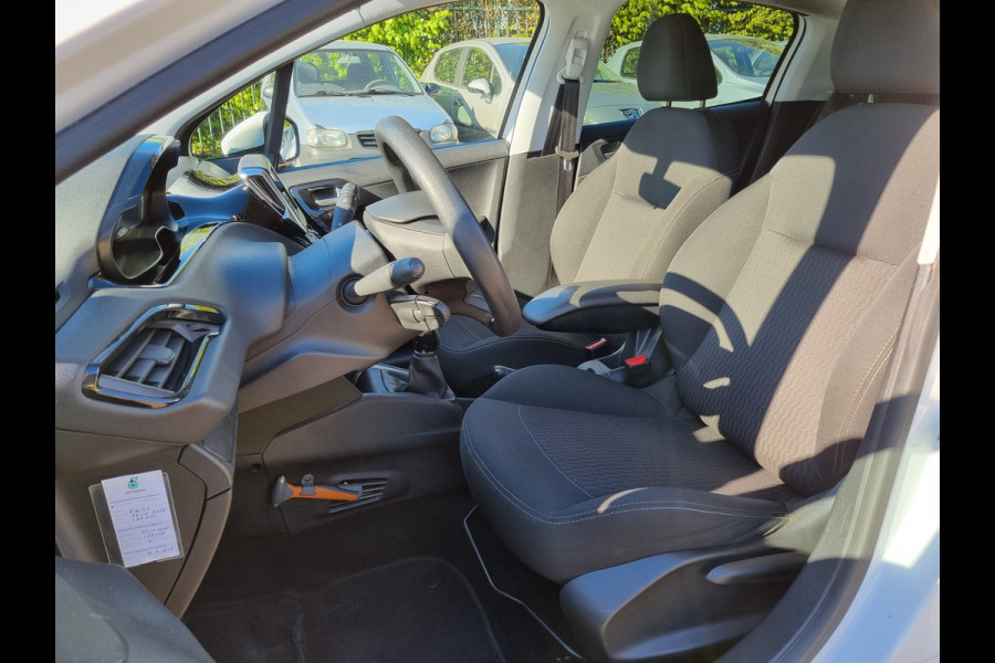 Peugeot 208 1.2 PureTech Active ✅CARPLAY ✅RIJKLAAR! ✅GARANTIE