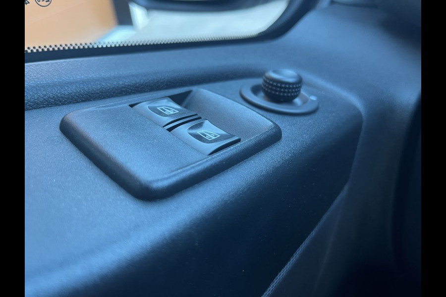 Renault Trafic 1.6 dCi E6 Comfort Lease €236 p/m, 2x Schuifdeur, Airco, PDC, Cruise controle, Onderhoudshistorie aanwezig