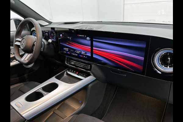 Mercedes-Benz Glb 250+ Business Solution AMG 85.5 kWh | Premium Plus | Nightpakket | Vast panoramadak | Head-up display | 	Burmester® 3D sound system | URBAN GUARD | MULTIBEAM LED | Warmtepomp | MBUX Superscreen | Adaptieve cruisecontrol |