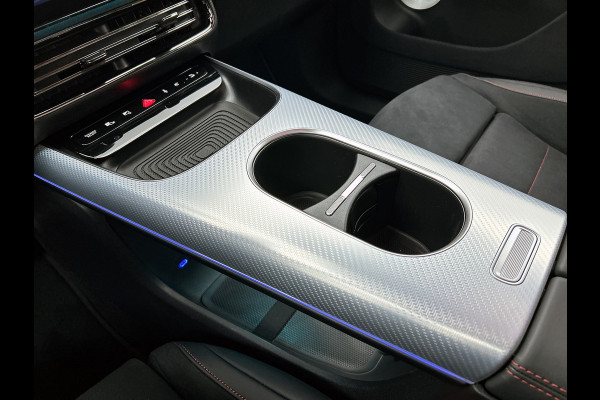 Mercedes-Benz Glb 250+ Business Solution AMG 85.5 kWh | Premium Plus | Nightpakket | Vast panoramadak | Head-up display | 	Burmester® 3D sound system | URBAN GUARD | MULTIBEAM LED | Warmtepomp | MBUX Superscreen | Adaptieve cruisecontrol |