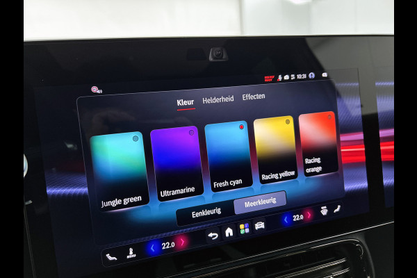 Mercedes-Benz Glb 250+ Business Solution AMG 85.5 kWh | Premium Plus | Nightpakket | Vast panoramadak | Head-up display | 	Burmester® 3D sound system | URBAN GUARD | MULTIBEAM LED | Warmtepomp | MBUX Superscreen | Adaptieve cruisecontrol |