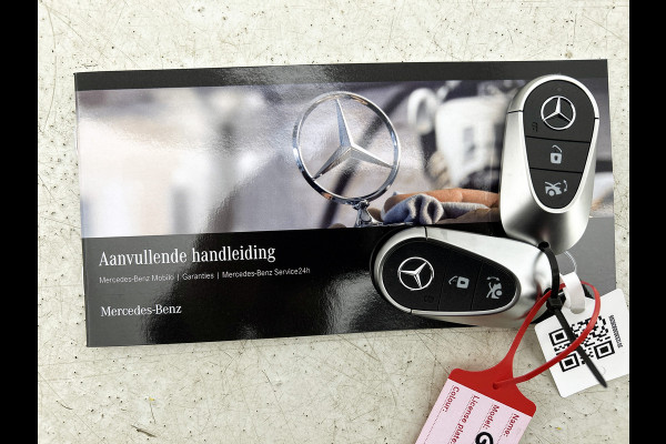 Mercedes-Benz Glb 250+ Business Solution AMG 85.5 kWh | Premium Plus | Nightpakket | Vast panoramadak | Head-up display | 	Burmester® 3D sound system | URBAN GUARD | MULTIBEAM LED | Warmtepomp | MBUX Superscreen | Adaptieve cruisecontrol |