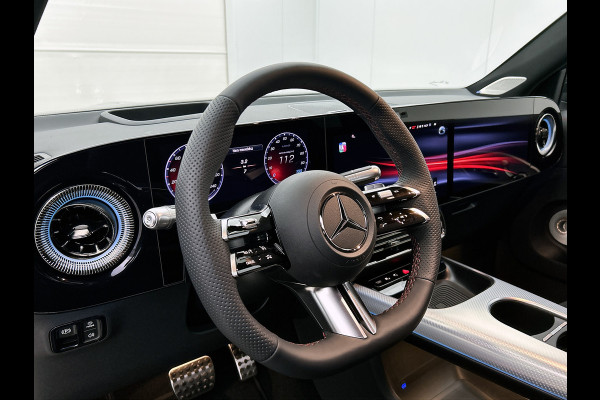 Mercedes-Benz Glb 250+ Business Solution AMG 85.5 kWh | Premium Plus | Nightpakket | Vast panoramadak | Head-up display | 	Burmester® 3D sound system | URBAN GUARD | MULTIBEAM LED | Warmtepomp | MBUX Superscreen | Adaptieve cruisecontrol |