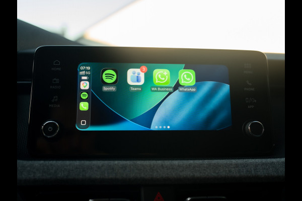 Škoda Kamiq 1.0 TSI Business Edition | Camera | Elk. A-klep | Keyless | Prijs Rijklaar!!