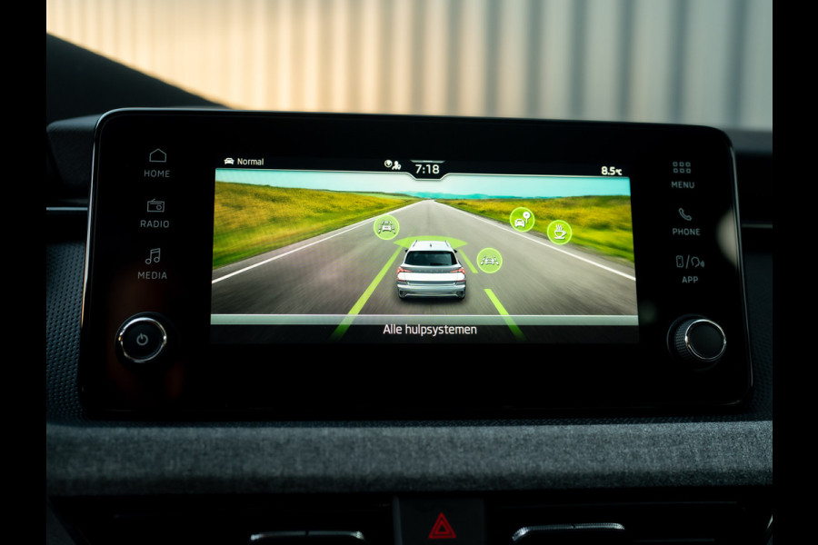 Škoda Kamiq 1.0 TSI Business Edition | Camera | Elk. A-klep | Keyless | Prijs Rijklaar!!