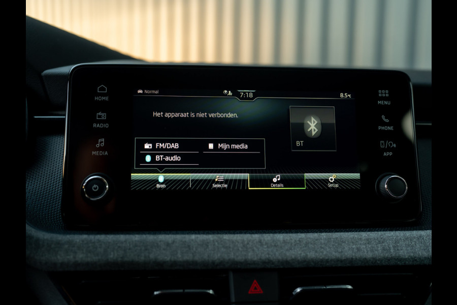 Škoda Kamiq 1.0 TSI Business Edition | Camera | Elk. A-klep | Keyless | Prijs Rijklaar!!