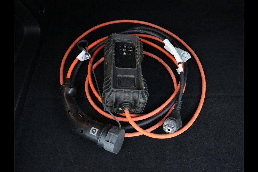 Citroën C5 Aircross 1.6 Plug-in Hybrid 225 Business | SOH 90,7% | Trekhaak | Camera | Carplay | Navigatie | Dodehoek detectie | Climate control | Parkeerhulp | Cruise control | Digital Cockpit | PHEV | Plug In