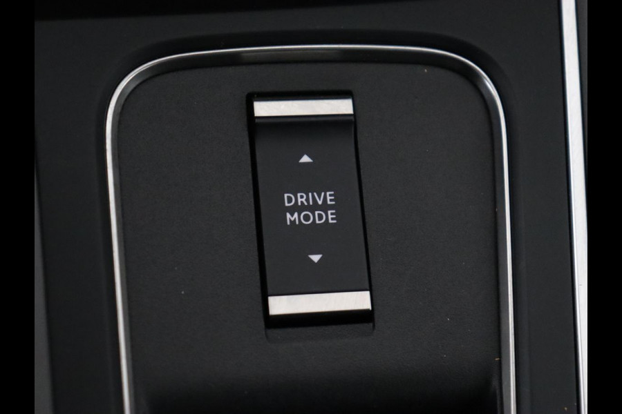 Citroën C5 Aircross 1.6 Plug-in Hybrid 225 Business | SOH 90,7% | Trekhaak | Camera | Carplay | Navigatie | Dodehoek detectie | Climate control | Parkeerhulp | Cruise control | Digital Cockpit | PHEV | Plug In