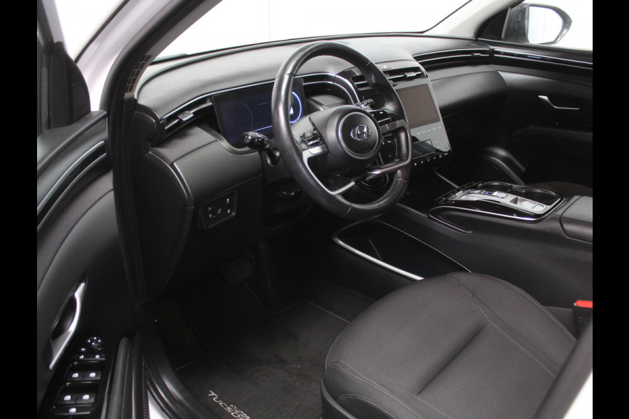 Hyundai Tucson 1.6 T-GDI PHEV Comfort Smart 4WD CARPLAY | CLIMATE | ADAPCRUISE | CAMERA | LMV19 | DAB | LED | STOEL/STUURVERW | ELECAKLEP