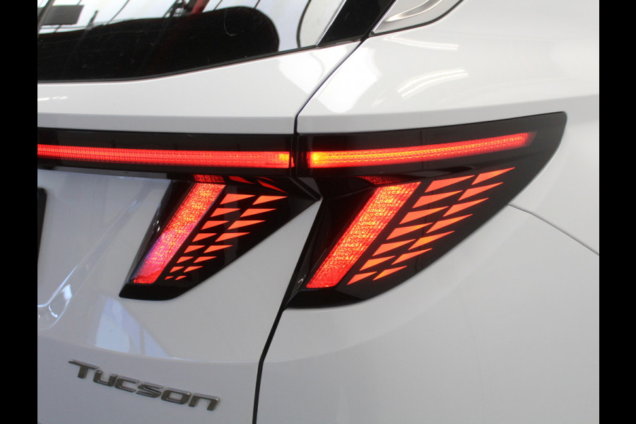 Hyundai Tucson 1.6 T-GDI PHEV Comfort Smart 4WD CARPLAY | CLIMATE | ADAPCRUISE | CAMERA | LMV19 | DAB | LED | STOEL/STUURVERW | ELECAKLEP