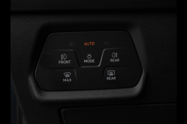CUPRA Formentor 1.5 TSI High Automaat Apple carplay / Android Auto Keyless Entry Keyless Start Adaptive Cruise Control Stoelverwarming Stuurverwarming Half Leder