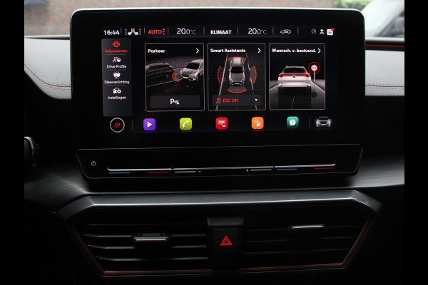CUPRA Formentor 1.5 TSI High Automaat Apple carplay / Android Auto Keyless Entry Keyless Start Adaptive Cruise Control Stoelverwarming Stuurverwarming Half Leder