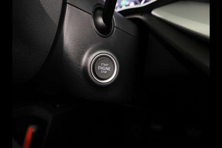 Škoda Octavia Combi 1.5 TSI Business Edition Plus 115pk | Navigatie | 18 inch Lichtmetalen velgen | Parkeercamera |  Verlengde garantie |
