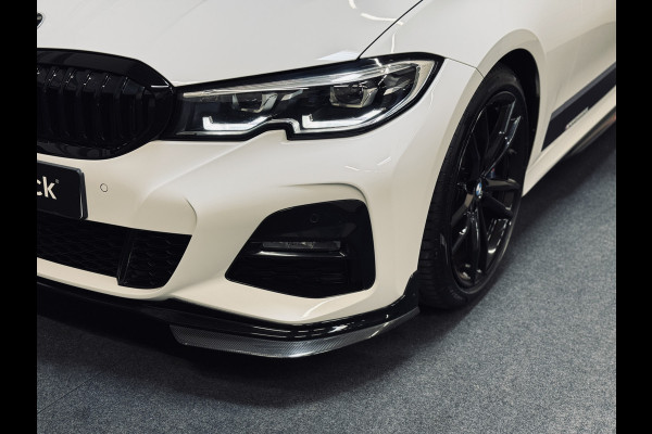 BMW 3-serie 330i M-Sport | M-Performance | 19" | Carbon