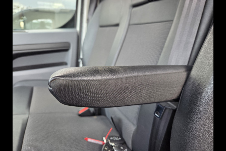 Opel Vivaro 2.0 CDTI L2 Automaat 122Pk Airco Cruise control Achteruitrijcamera Verwarmde stoel