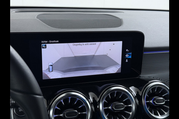 Mercedes-Benz EQB 250+ 7 Persoons SOH 99% 74kWh Camera Apple Carplay Android Auto Navi Ecc Cruise Control Business Edition Elek.Achterklep Stoelverwarming Privacy Glas Lmv Led Isofix DAB Advanced pakket Rijstrooksensor 1e Eigenaar Dealeronderhouden Origineel Nederlandse Auto