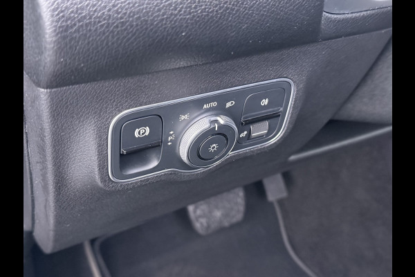 Mercedes-Benz EQB 250+ 7 Persoons SOH 99% 74kWh Camera Apple Carplay Android Auto Navi Ecc Cruise Control Business Edition Elek.Achterklep Stoelverwarming Privacy Glas Lmv Led Isofix DAB Advanced pakket Rijstrooksensor 1e Eigenaar Dealeronderhouden Origineel Nederlandse Auto