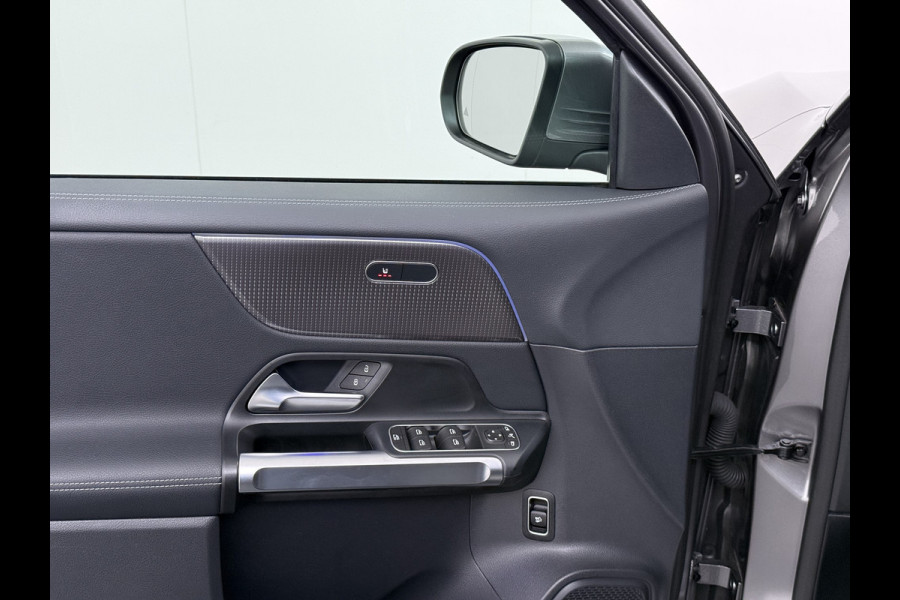 Mercedes-Benz EQB 250+ 7 Persoons SOH 99% 74kWh Camera Apple Carplay Android Auto Navi Ecc Cruise Control Business Edition Elek.Achterklep Stoelverwarming Privacy Glas Lmv Led Isofix DAB Advanced pakket Rijstrooksensor 1e Eigenaar Dealeronderhouden Origineel Nederlandse Auto