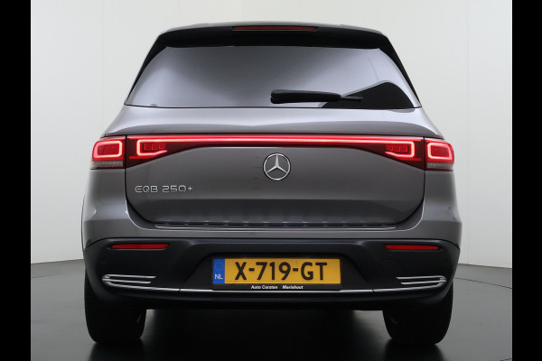 Mercedes-Benz EQB 250+ 7 Persoons SOH 99% 74kWh Camera Apple Carplay Android Auto Navi Ecc Cruise Control Business Edition Elek.Achterklep Stoelverwarming Privacy Glas Lmv Led Isofix DAB Advanced pakket Rijstrooksensor 1e Eigenaar Dealeronderhouden Origineel Nederlandse Auto