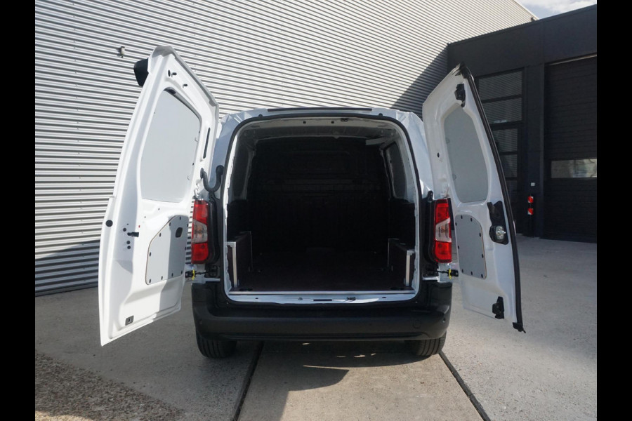 Opel Combo Electric L1 50kWh | warmtepomp | Pakket Comfort Connect | betimmering | verwarmde stoelen | EcoLED koplampen | rijklaarprijs