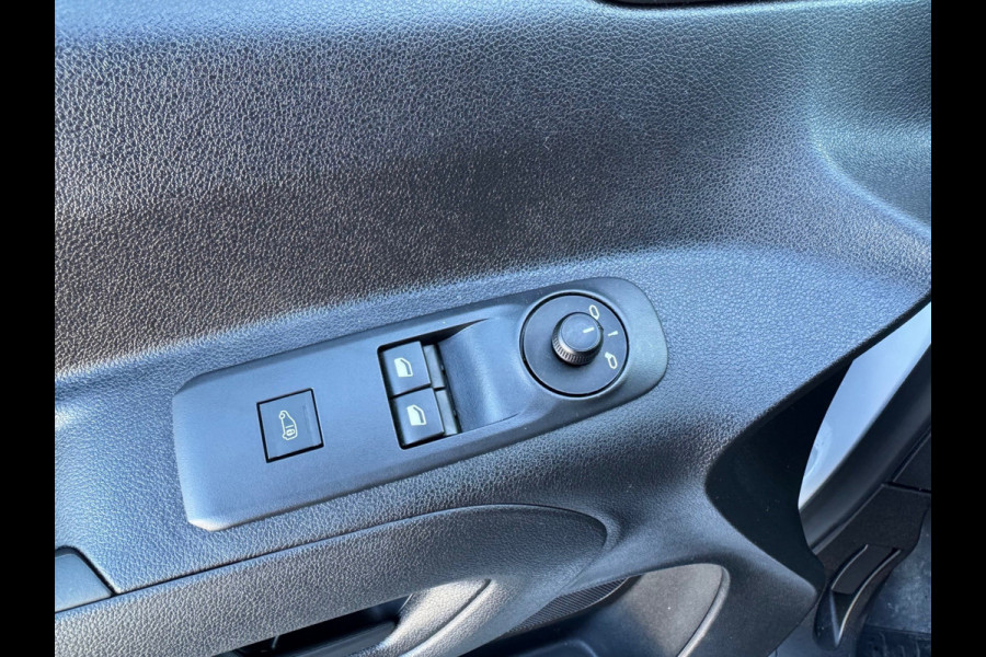 Toyota PROACE CITY 1.5 D-4D L1 100pk - Airco - DAB - PDC - Trekhaak - Rijklaar