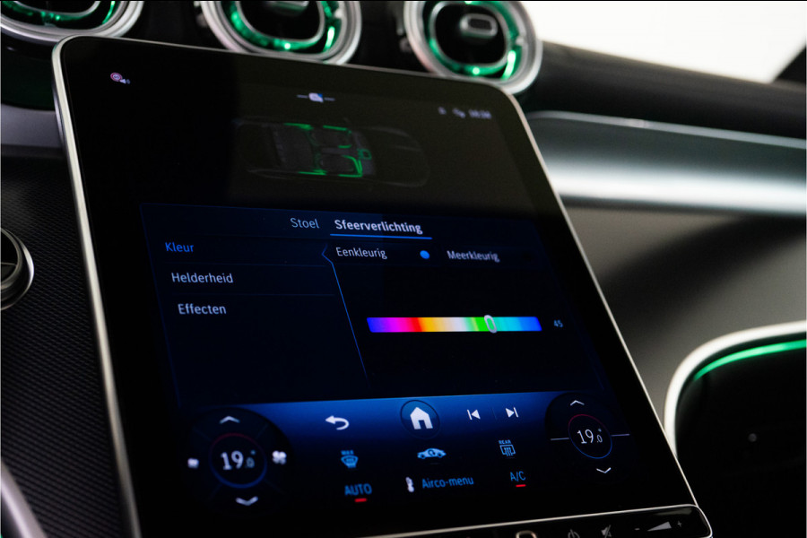 Mercedes-Benz GLC Coupé 300e 4MATIC AMG 320PK | Pano | Burmester | Memory | Keyless | VOL! 12 MND Garantie