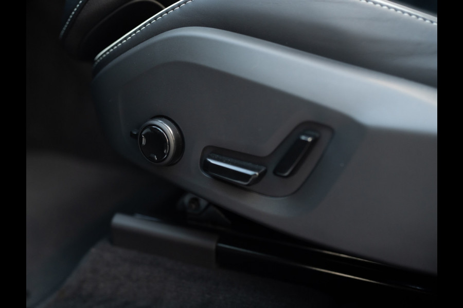 Volvo XC60 2.0 T6 Plug-in hybrid AWD Plus Black Edition | Harman/ Kardon | 360 Camera | Blind Spot | Panodak | Trekhaak wegkl. | Prijs Rijklaar!!