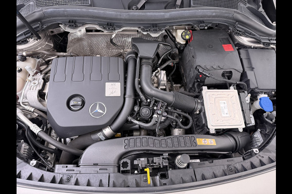Mercedes-Benz B-Klasse 180 AMG line | Trekhaak Camera