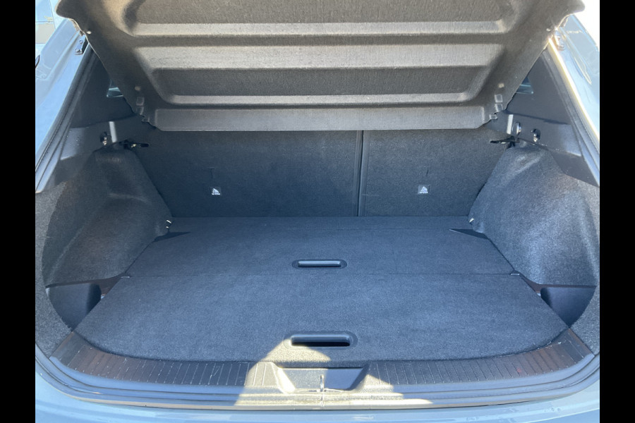 Nissan QASHQAI 1.3 MHEV N-Connecta Pano 360° Trekhaak Adaptive Cruise