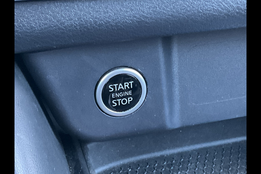 Nissan QASHQAI 1.3 MHEV N-Connecta Pano 360° Trekhaak Adaptive Cruise