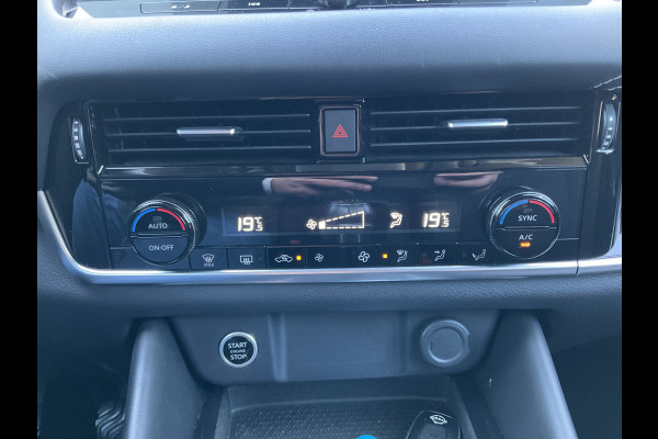 Nissan QASHQAI 1.3 MHEV N-Connecta Pano 360° Trekhaak Adaptive Cruise