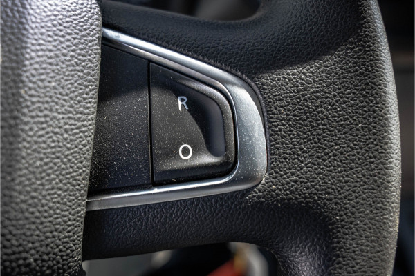 Renault Master 2.3dCi 146PK | Bakwagen met Laadklep | LED | Carplay | Camera | Cruise