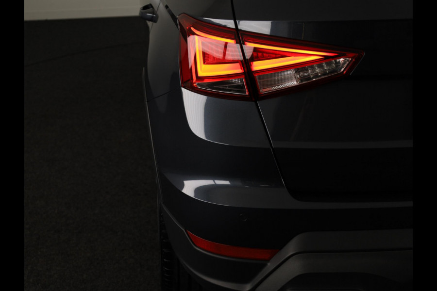 Seat Arona 1.0 TSI FR Business Intense | Navigatie | Led | Parkeersensoren | Apple Carplay & Android Auto |