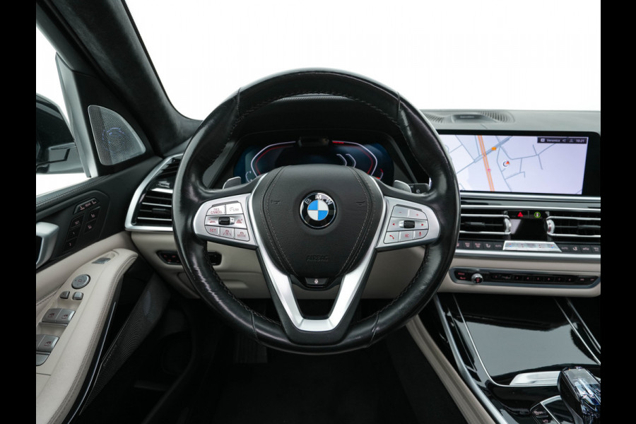 BMW X7 xDrive40i High Executive [ 7-Pers. ] *PANO | LEATHER | LASER-LIGHT | HEAD-UP | ADAPTIVE-CRUISE | BLINDSPOT | SOFT-CLOSE | BOWERS&WILKINS | MEMORY-PACK | DIGI-COCKPIT | KEYLESS | DAB+ | CAMERA | HEATED-COMFORTSEATS | 20''ALU*