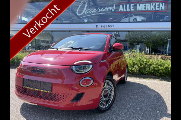 Fiat 500E Red 42 kwh Achteruitrijcamera - Airco - Parkeersensor achter - Navigatiesysteem - Apple carplay - Cruise control - Licht metalen velgen 16 inch - Radio - Ramen elektrisch - Multifunctioneel stuurwiel -  - Draadloze telefoonoplader - Led verlichting - Automaat - Usb aansluiting - Bluetooth