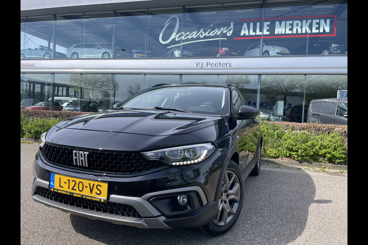 Fiat Tipo Cross 1.0 City Cross Achteruitrijcamera - Airco - Cruise control - Dakrails - Licht metalen velgen 17 inch - U-connect - Stuur multifunctioneel - Bluetooth - Elektrische ramen - Parkeersensoren - Led verlichting - Mistlampen voor - Radio - Start/stop systeem