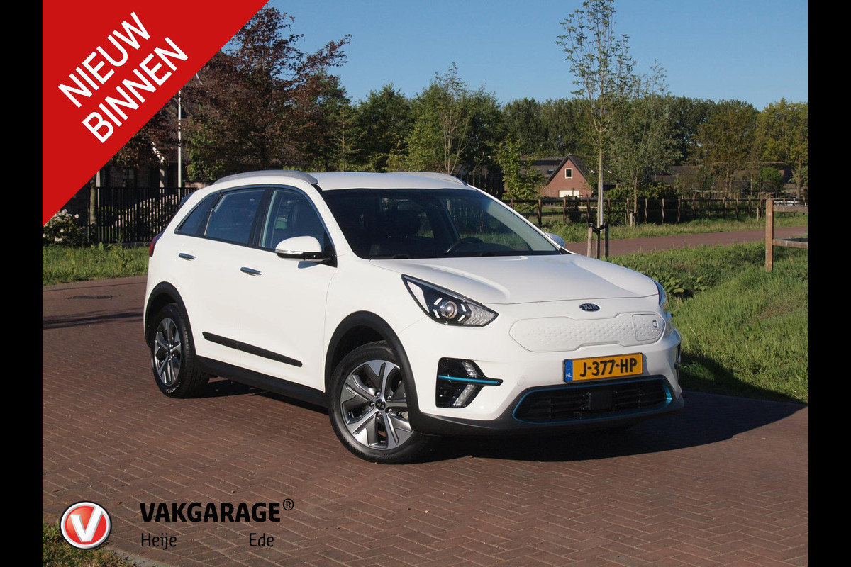 Kia e-Niro DynamicLine 64 kWh | 3-Fase | Camera | Apple Carplay | Adaptieve cruise control | NL-Auto |