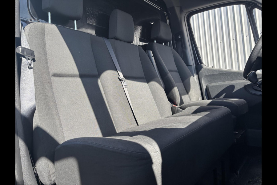 Mercedes-Benz Sprinter 311 2.2 CDI*ECC*3-PERS*BAKWAGEN*LAADKLEP*