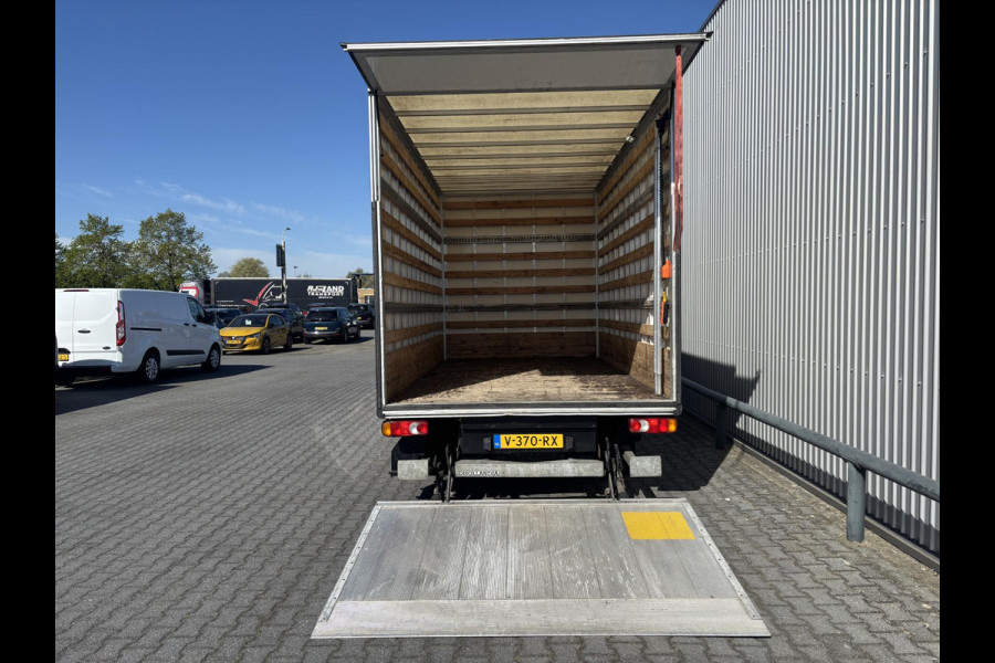 Mercedes-Benz Sprinter 311 2.2 CDI*ECC*3-PERS*BAKWAGEN*LAADKLEP*